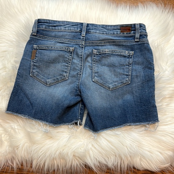 PAIGE Jimmy Jimmy Short in Tigerlily Wash - Picture 6 of 7